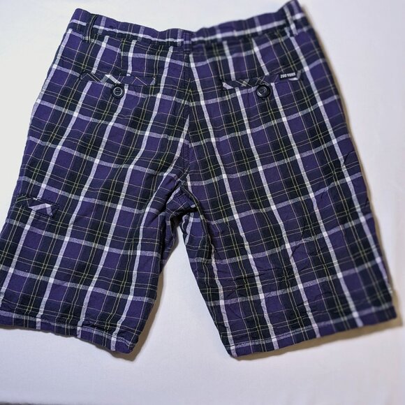 Zoo York Boys Size 18 Purple/Black/Yellow/White Plaid cotton Skate Shorts Y2K - Picture 1 of 11